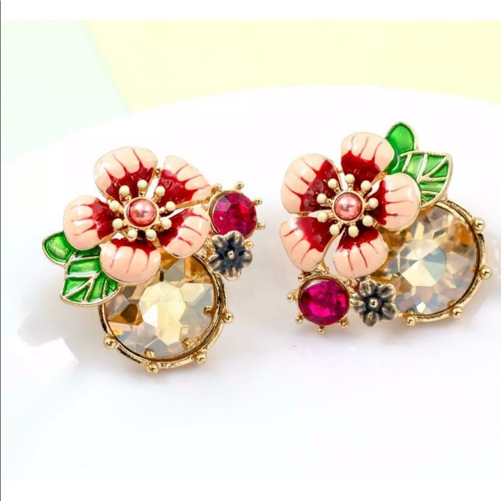 4 for $22 “Give Me Flowers” Dainty Earrings - Picture 3 of 4